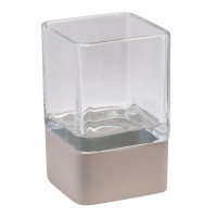 app.product-showproduct-thumb