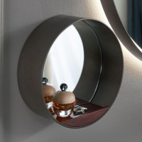 app.product-showproduct-thumb