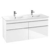 app.product-showproduct-thumb