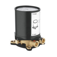 app.product-showproduct-thumb