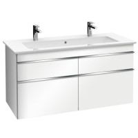 app.product-showproduct-thumb