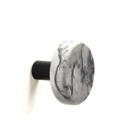 app.product-showproduct-thumb